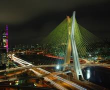 Ponte Estaiada