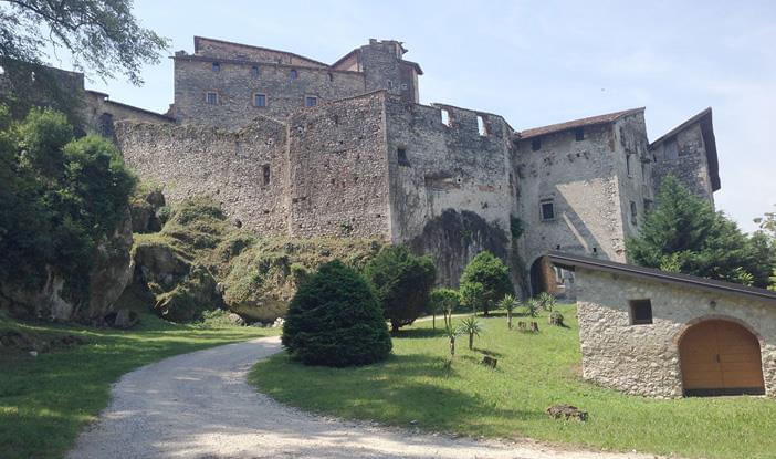 Castello Pietra a Calliano