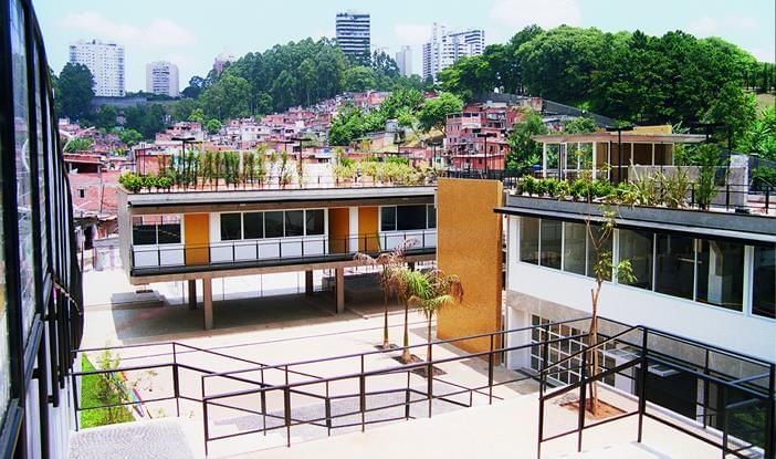 Edifício-sede do Projeto Viver