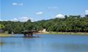 Pavilhão Flutuante e o Vestiário na Represa